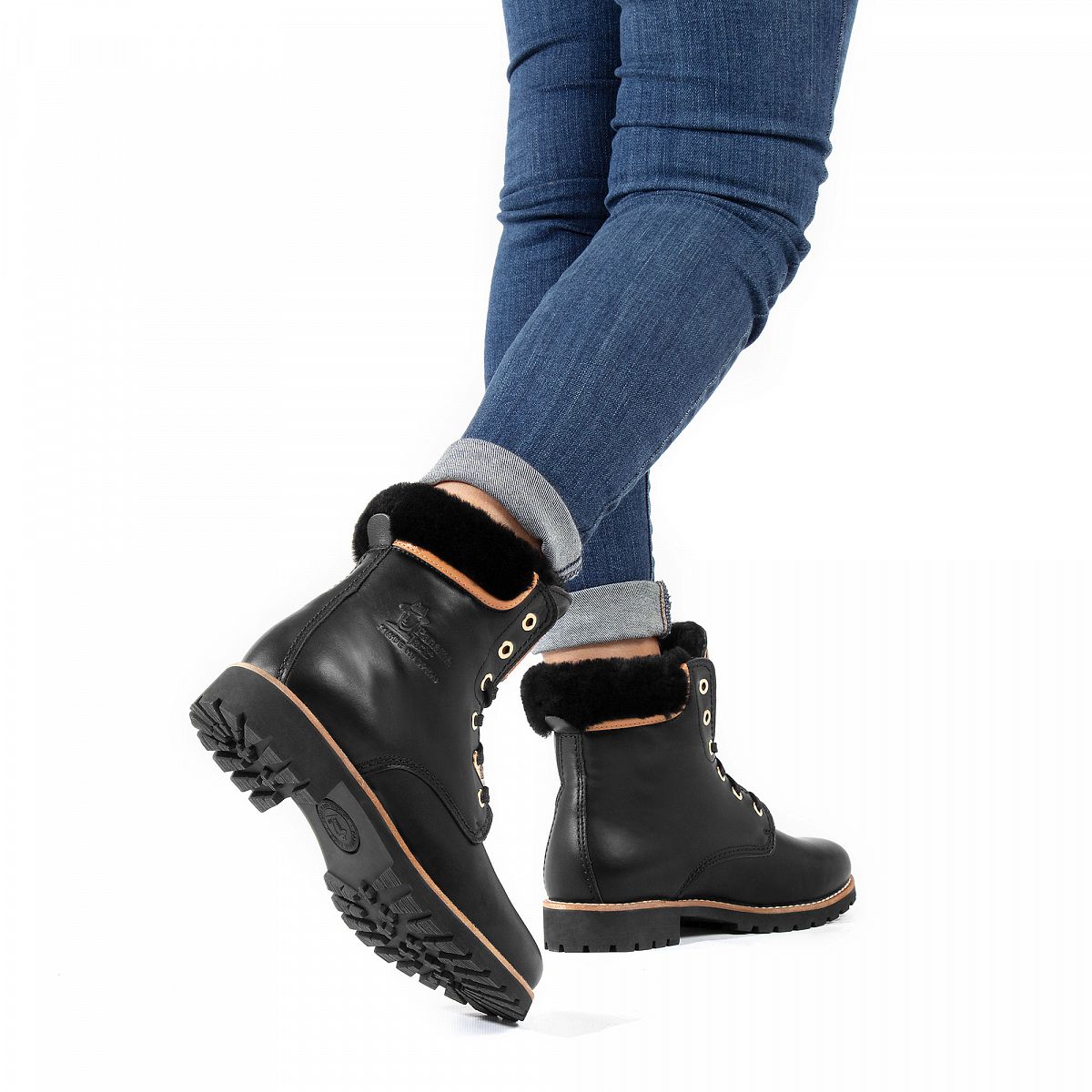 Bottes à lacets Panama Jack Panama 03 Igloo Trav Doublure en peau de mouton Noir Femme | RIK-56075167